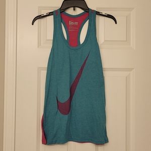 Nike tank